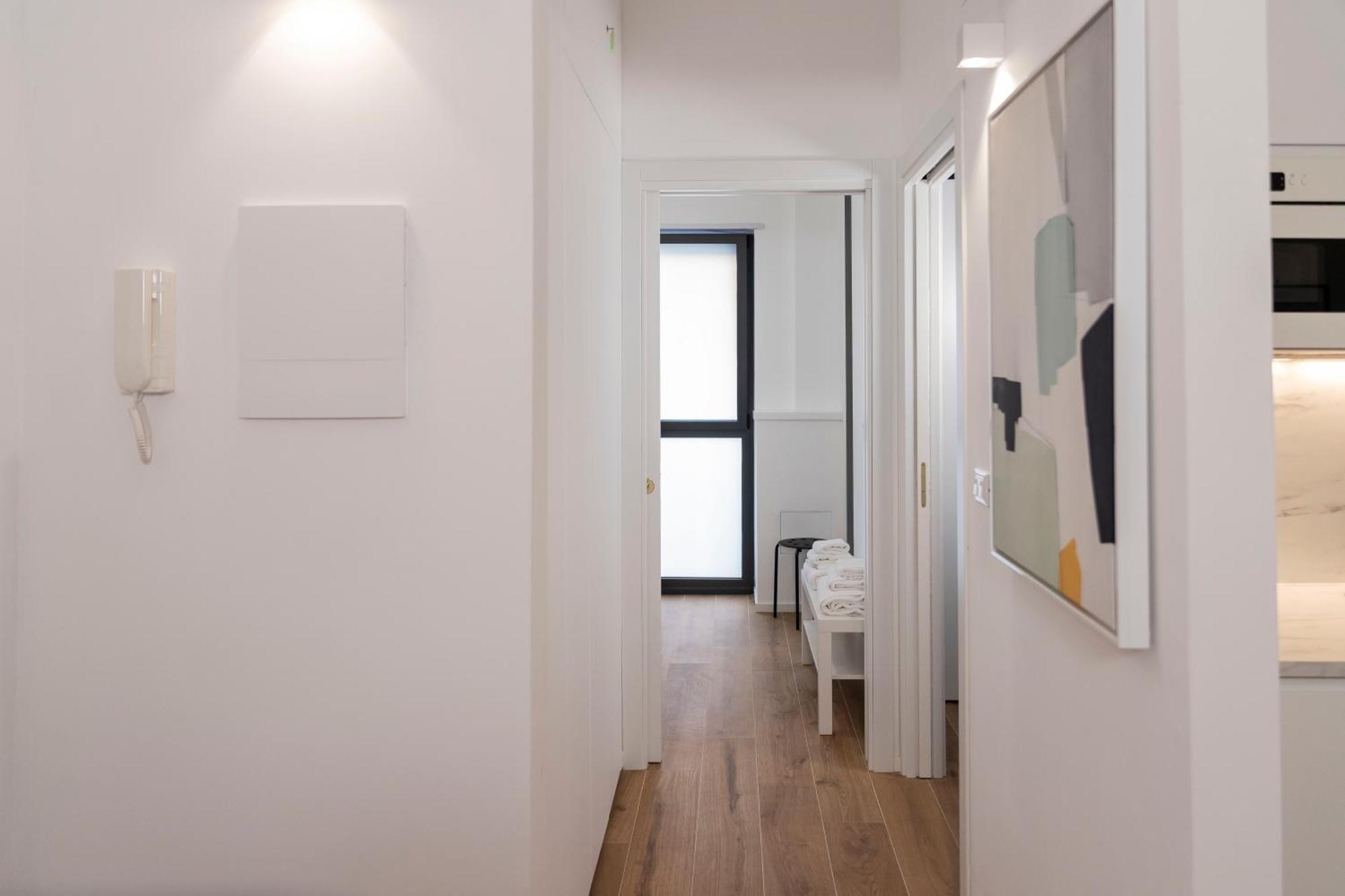 "42Metriquadri" A Bari Apartment Luaran gambar