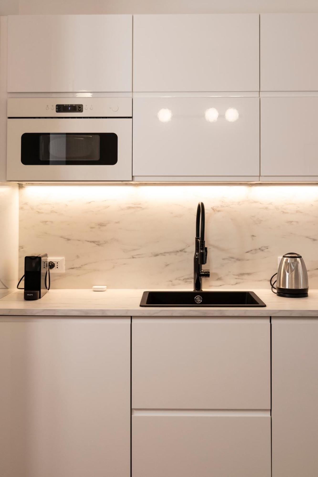 "42Metriquadri" A Bari Apartment Luaran gambar